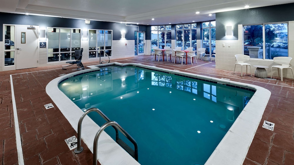 hilton garden inn merrillville
