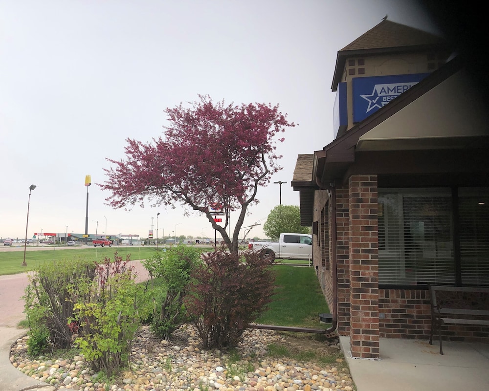 americas best value inn onawa