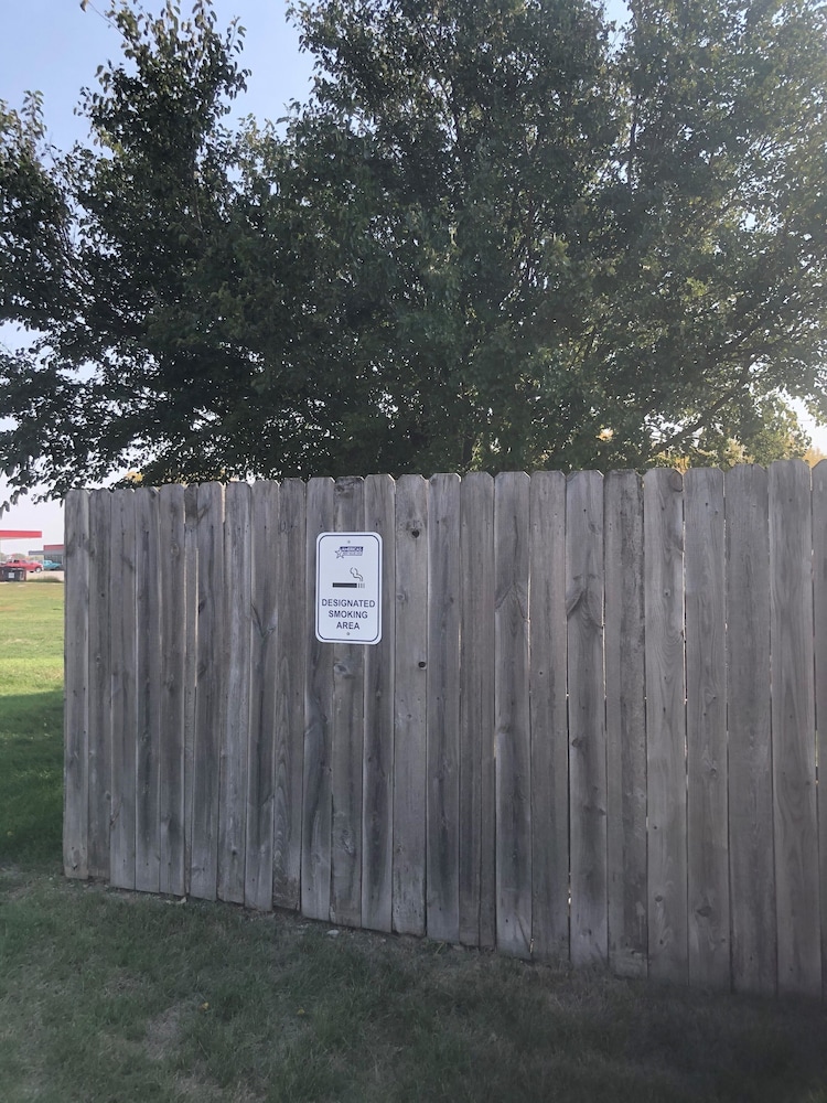 americas best value inn onawa