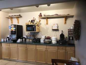 americas best value inn onawa