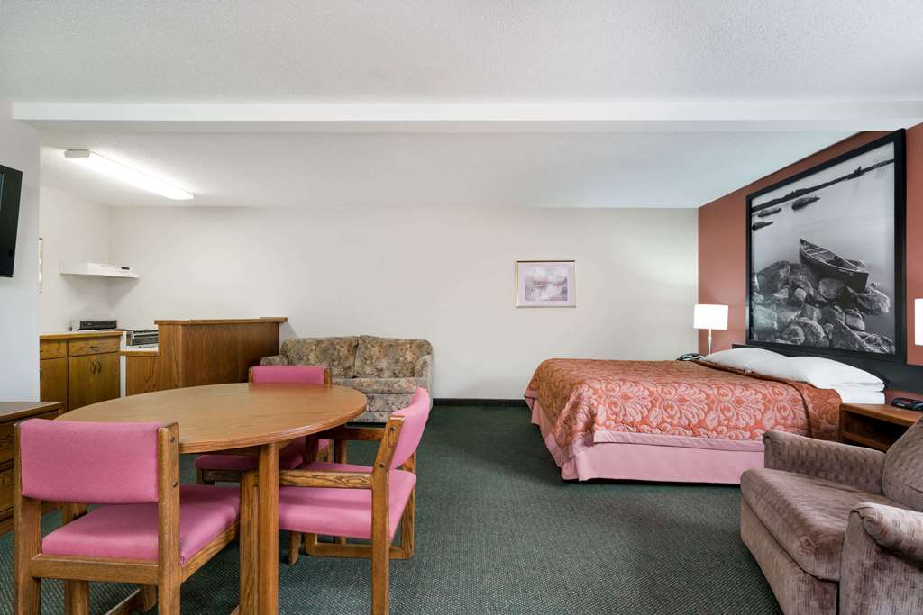 super 8 by wyndham perham