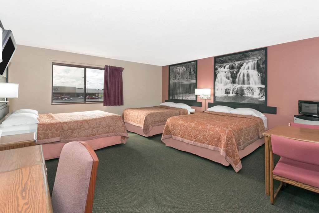 super 8 by wyndham perham