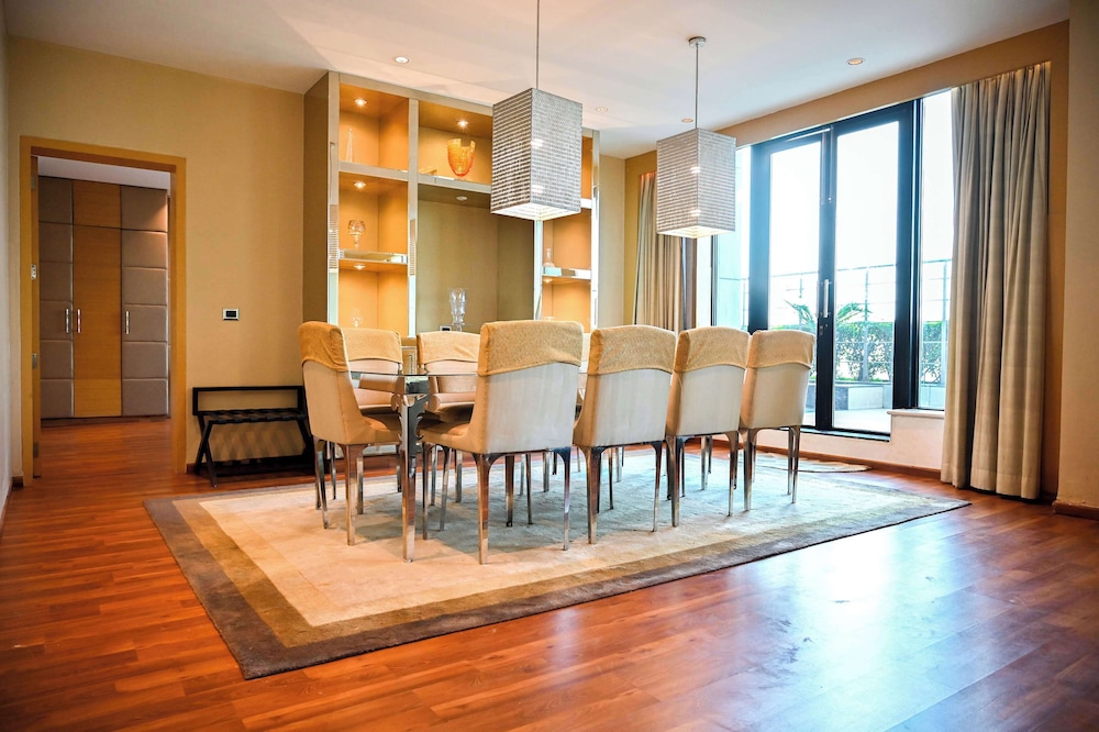 radisson blu hotel new delhi paschim vihar