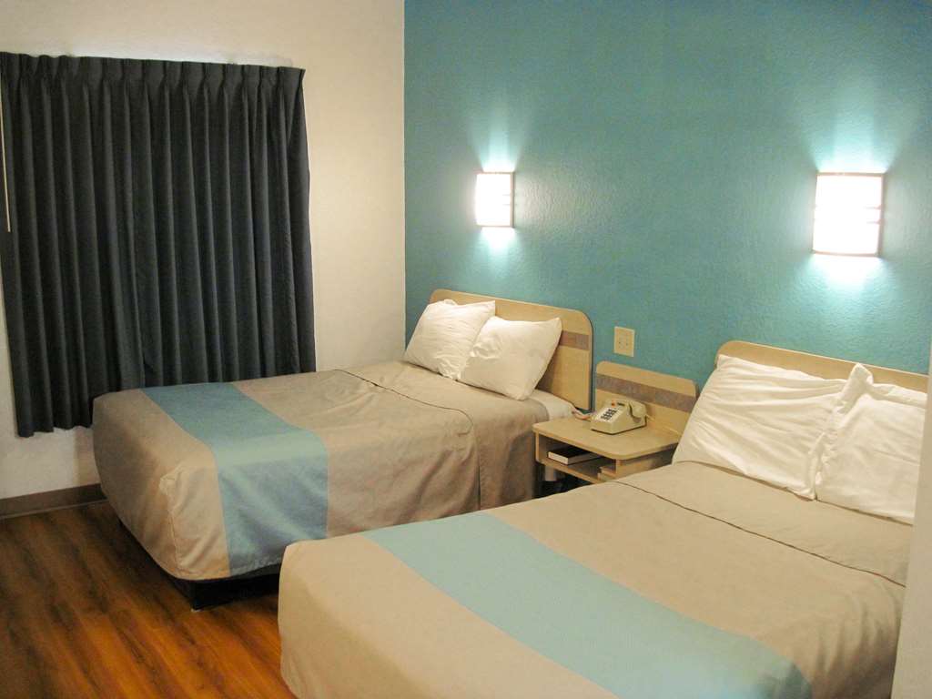 motel 6 avoca ia
