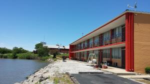 innkeeper motel hamel