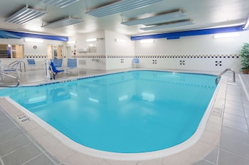 super 8 by wyndham wheatland wyoming