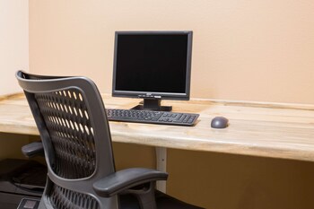 super 8 by wyndham wheatland wyoming