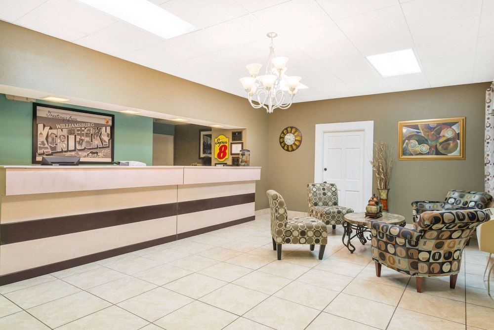 super 8 by wyndham williamsburg