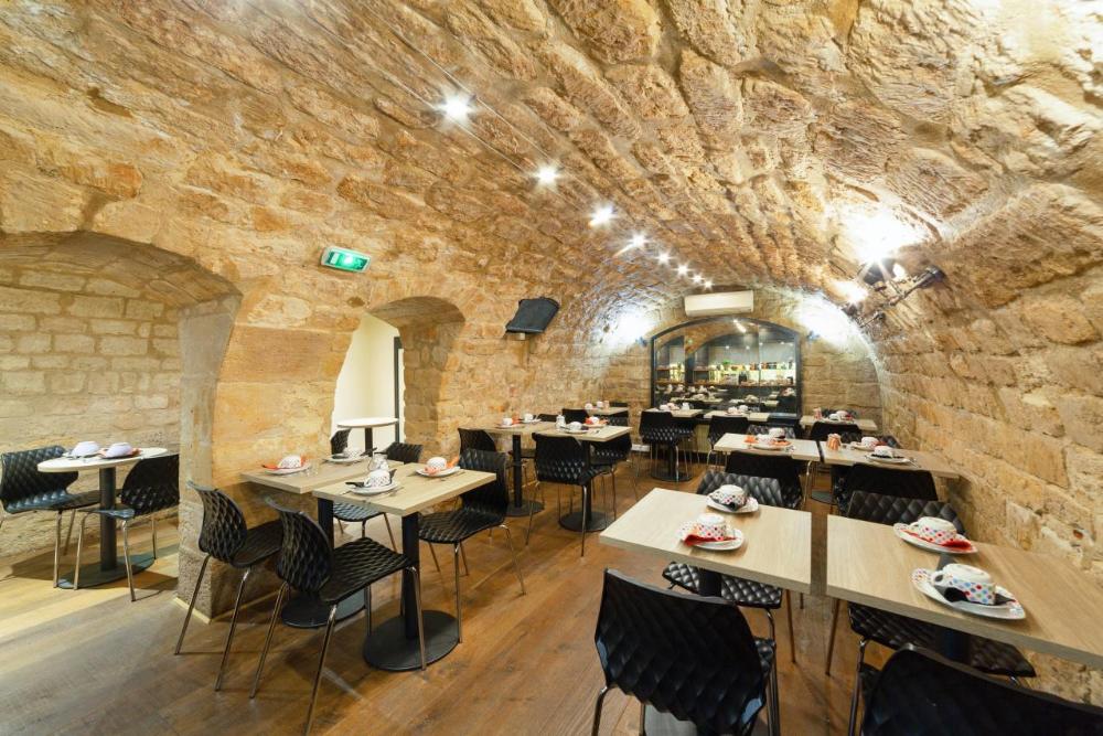 hotel moris grands boulevards