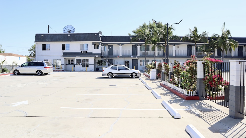 value inn bellflower