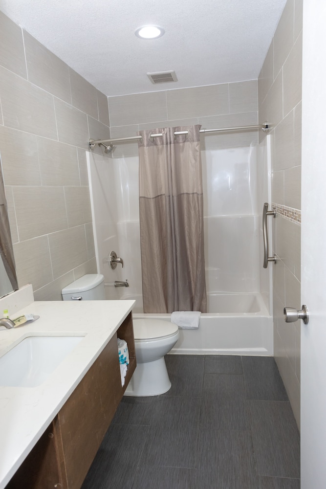 value inn bellflower