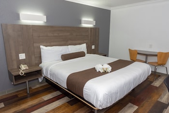 value inn bellflower