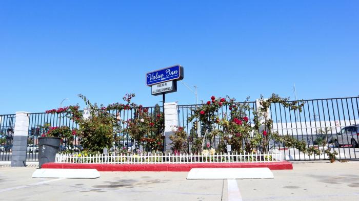 value inn bellflower
