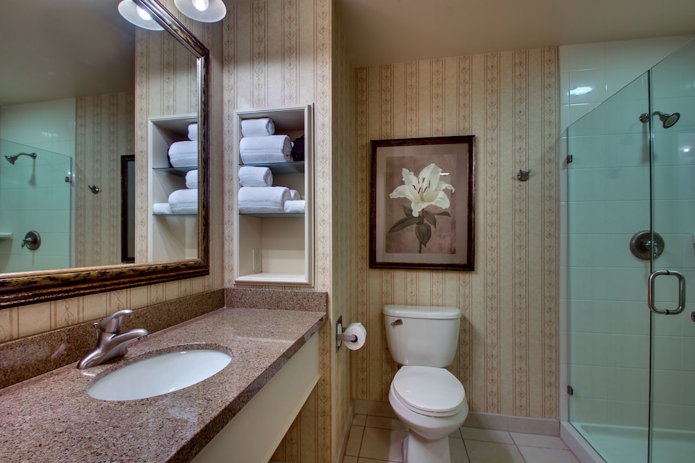 the inn at charles town hollywood casino