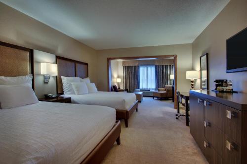 the inn at charles town hollywood casino