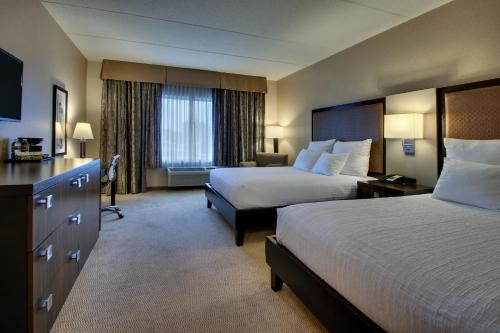 the inn at charles town hollywood casino