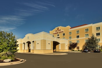 the inn at charles town hollywood casino