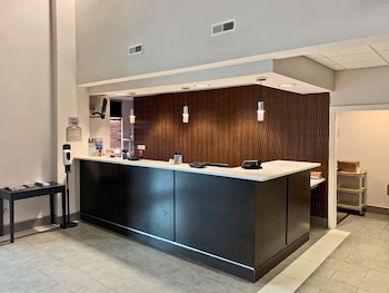 comfort inn and suites columbus north