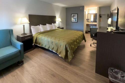 Quality Inn & Suites,Trafalgar>>Columbus,3 star