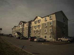 woodspring suites evansville east