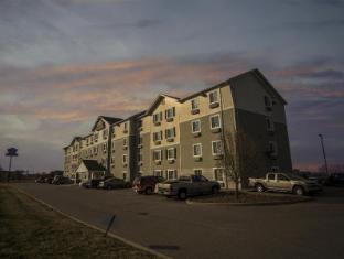 woodspring suites evansville east