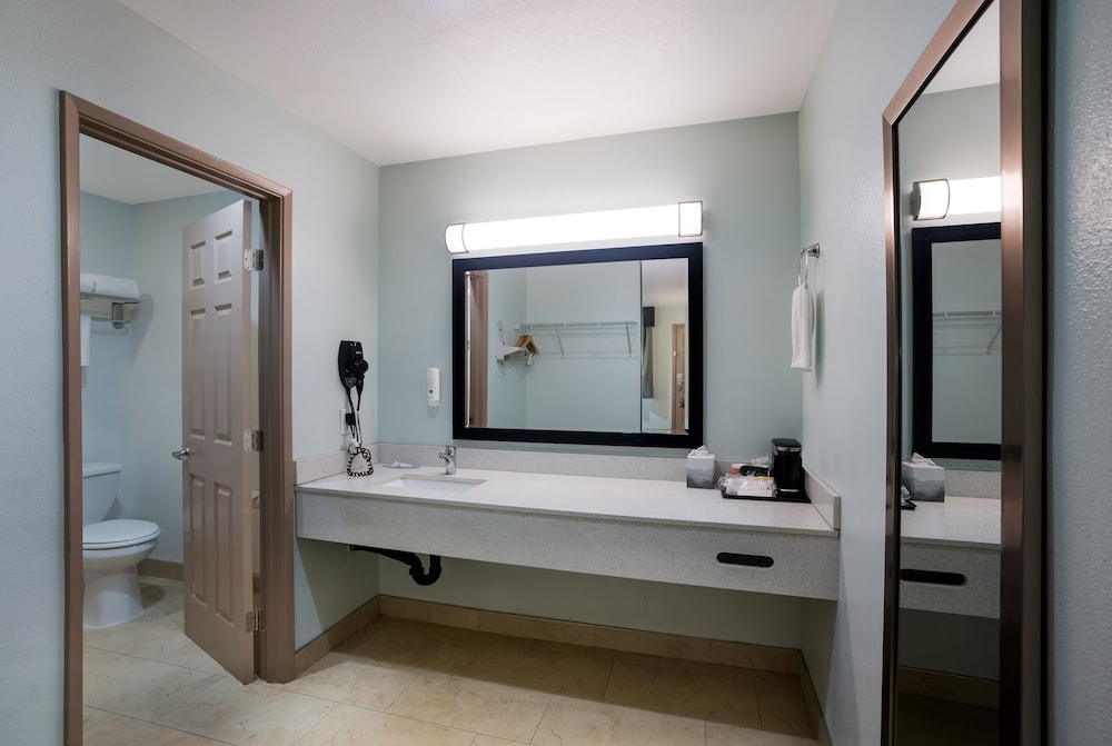 super 8 by wyndham fairfield napa valley area