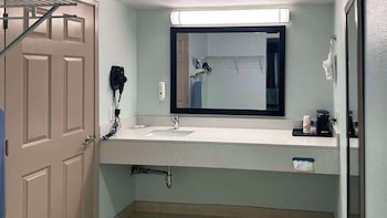 super 8 by wyndham fairfield napa valley area