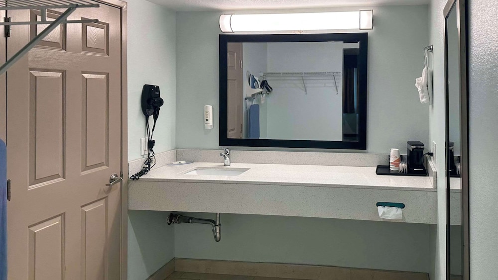 super 8 by wyndham fairfield napa valley area