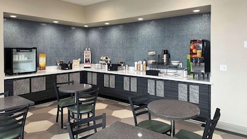 super 8 by wyndham fairfield napa valley area
