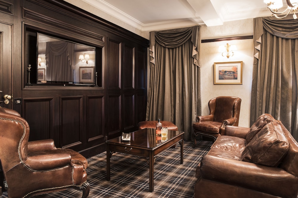 the vermont hotel and vermont aparthotel