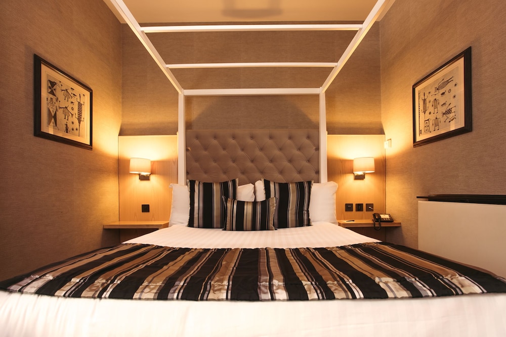 the vermont hotel and vermont aparthotel