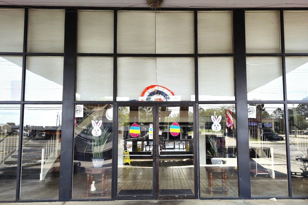 river valley inn and suites by belvilla