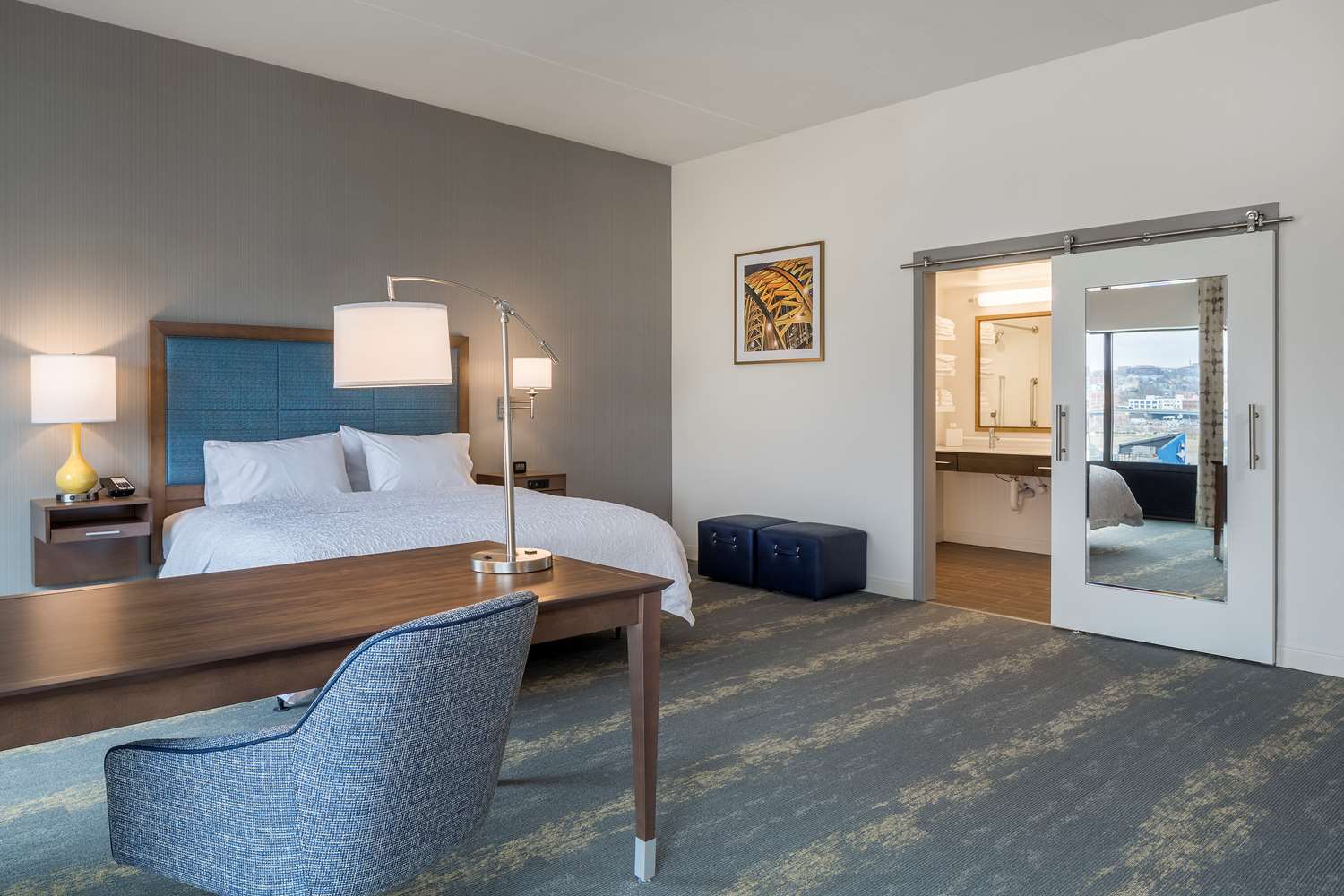 hampton inn and suites newport cincinnati