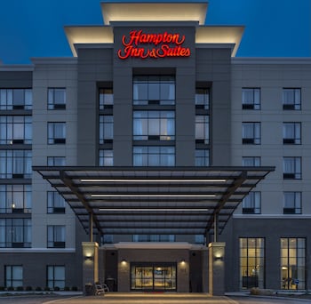 hampton inn and suites newport cincinnati