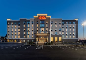 hampton inn and suites newport cincinnati