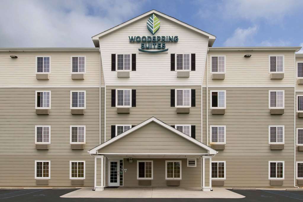 woodspring suites greenville central i 85