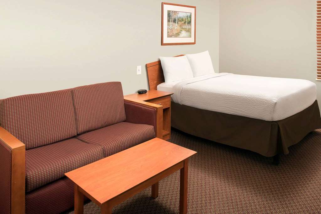 woodspring suites greenville central i 85