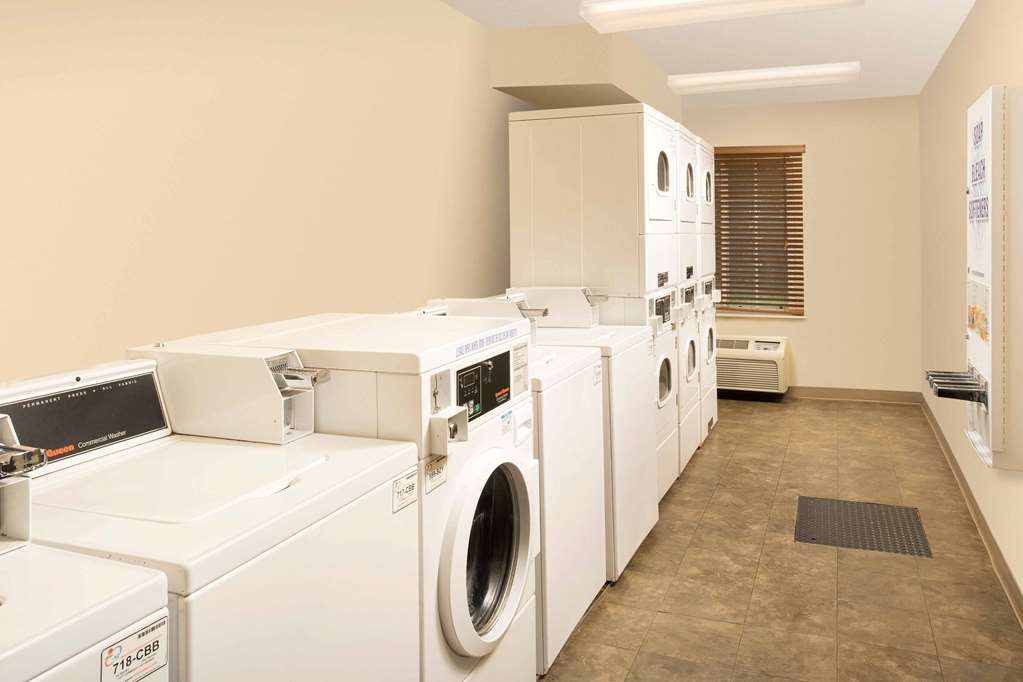 woodspring suites greenville central i 85