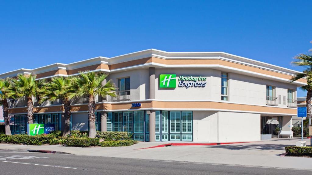 Holiday Inn Express Newport Beach By Ihg,Los Angeles>>Anaheim,3 star