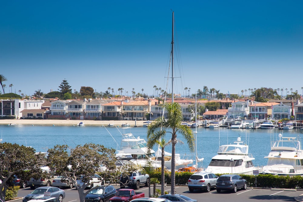 holiday inn express newport beach by ihg