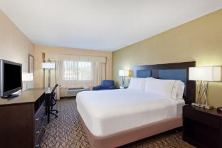 holiday inn express newport beach by ihg