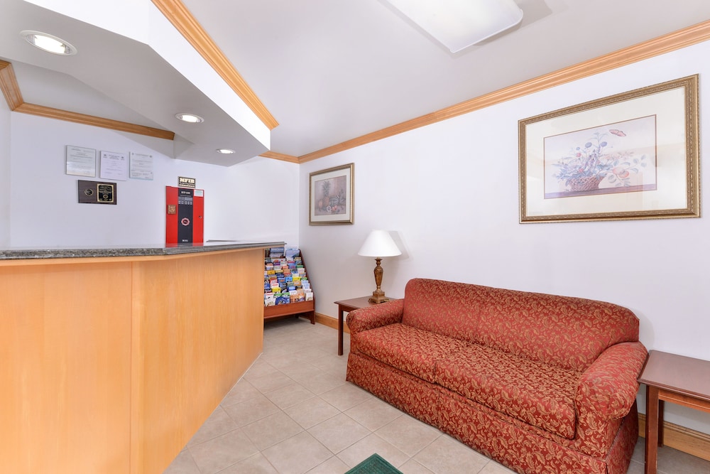 tower inn and suites of guilford madison