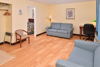 tower inn and suites of guilford madison