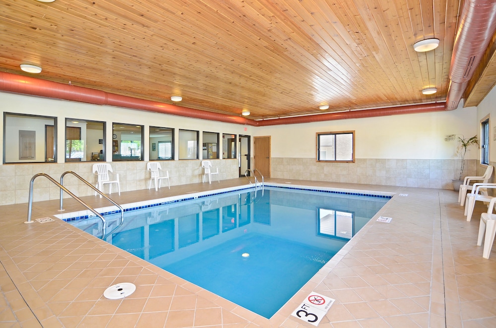 amerivu inn and suites hayward wi