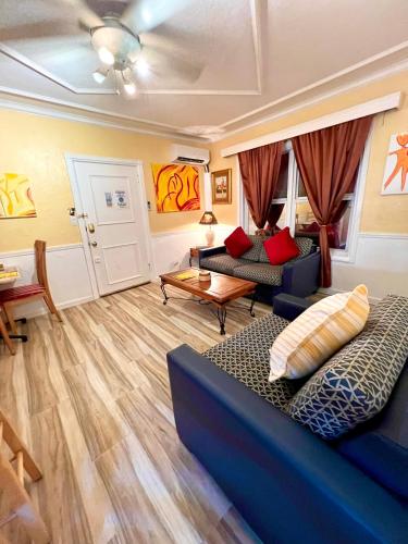 villa sinclair beach suites and spa