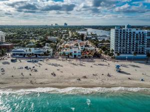 villa sinclair beach suites and spa
