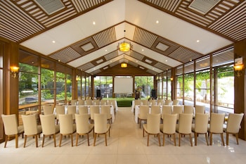 hon tam resort
