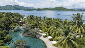 hon tam resort