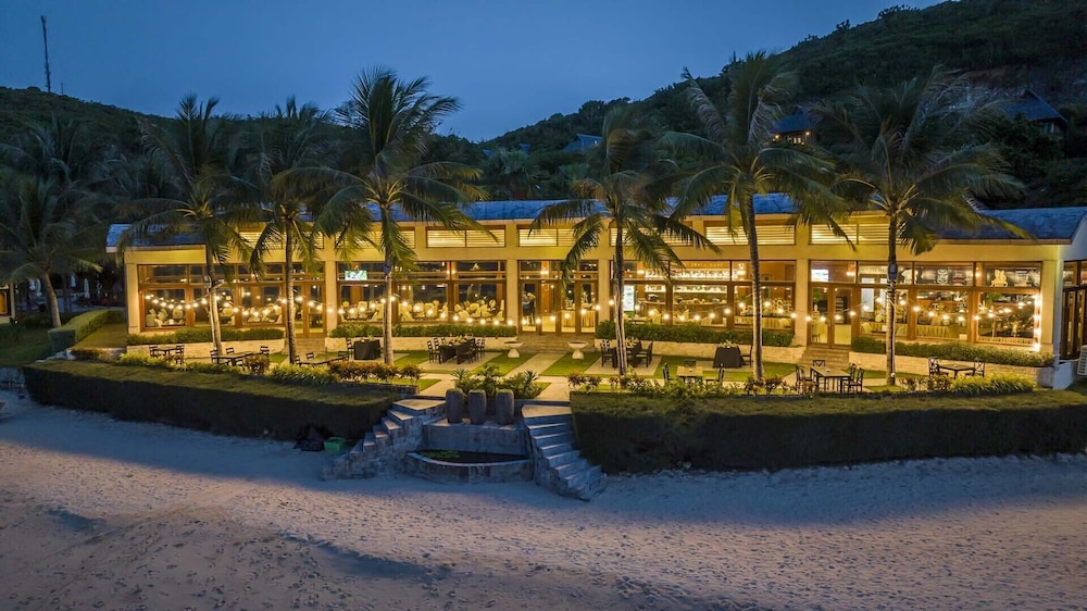 hon tam resort