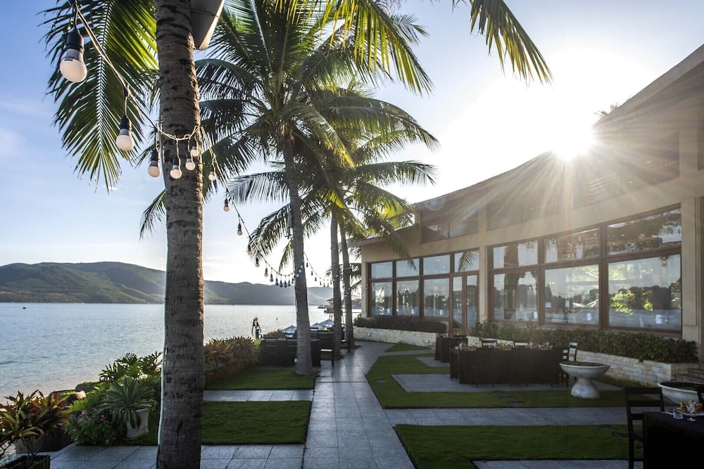 hon tam resort